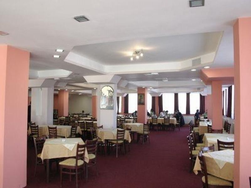 Hotel Istatov Nov Dojran Εστιατόριο φωτογραφία